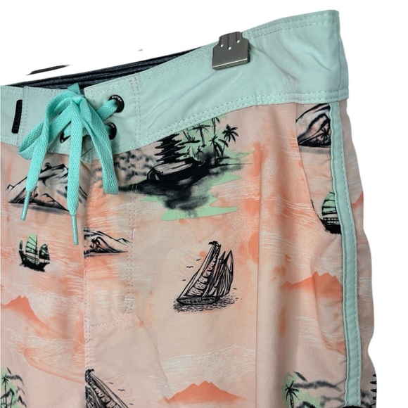 Hurley Men's Tropical Print Swim Shorts - Peach and Mint, Size 28 - Picture 7 of 11